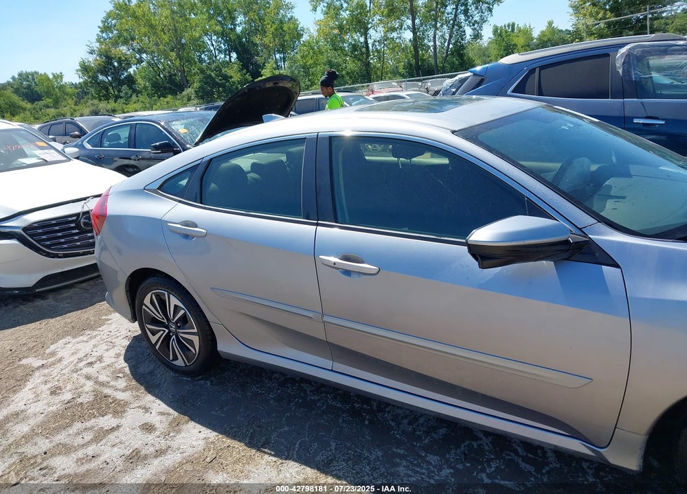 2018 HONDA CIVIC VIN: JHMFC1F31JX013498