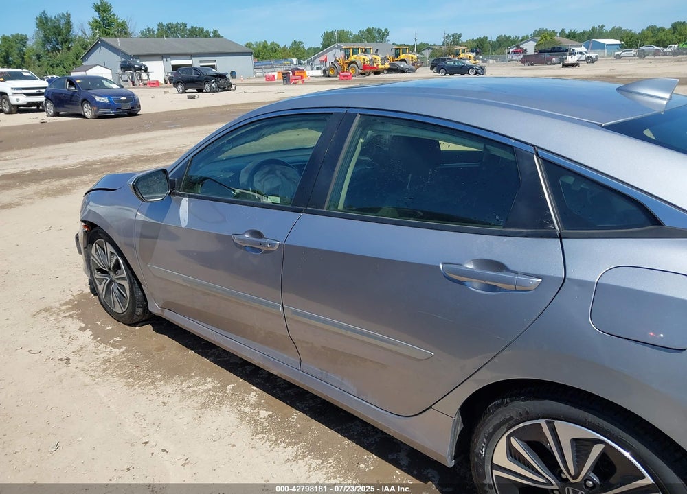 2018 HONDA CIVIC VIN: JHMFC1F31JX013498