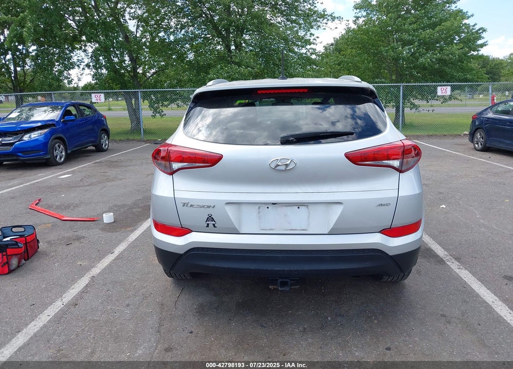 2016 HYUNDAI TUCSON SE VIN: KM8J3CA4XGU088777