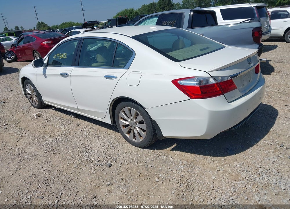 2013 HONDA ACCORD VIN: 1HGCR2F80DA059059
