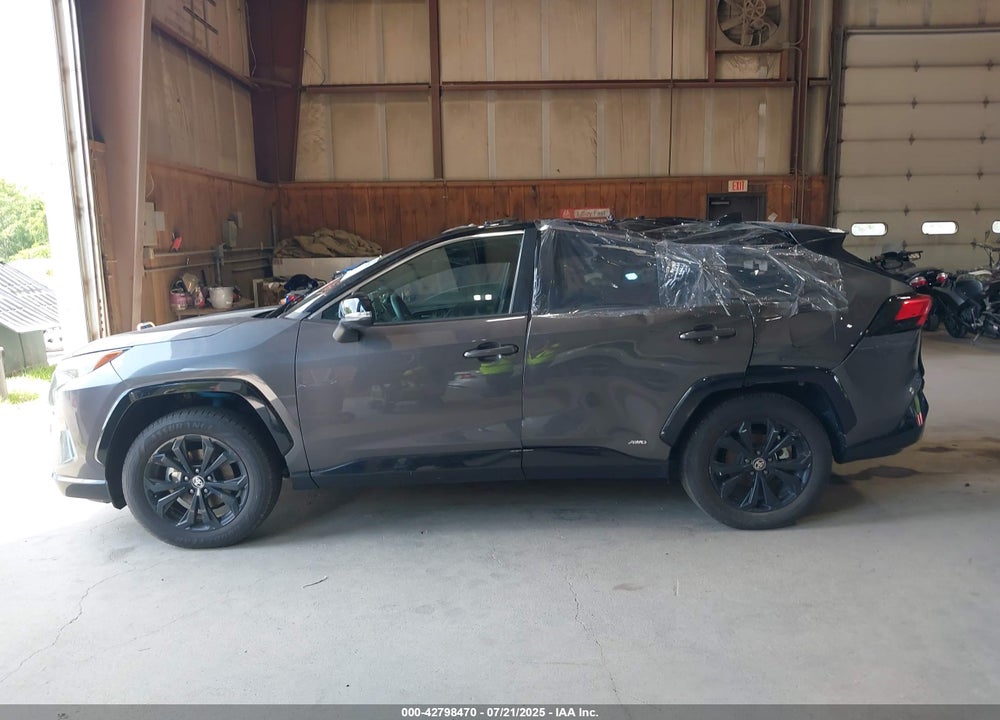 2022 TOYOTA RAV4 HYBRID VIN: 4T3E6RFV4NU092518