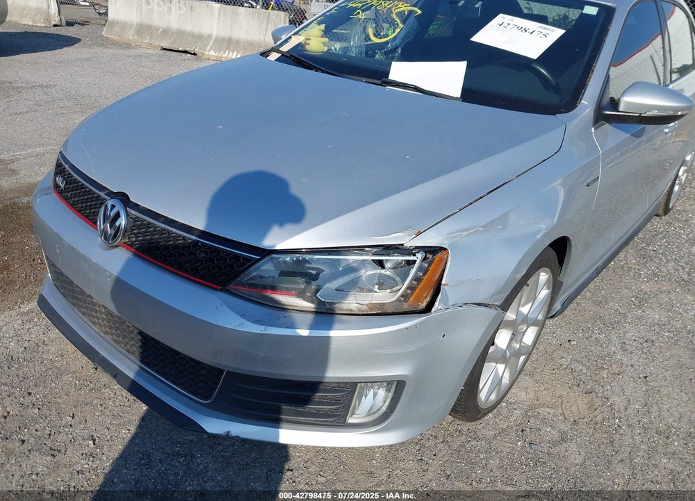 2014 VOLKSWAGEN JETTA VIN: 3VW4T7AJ8EM258972