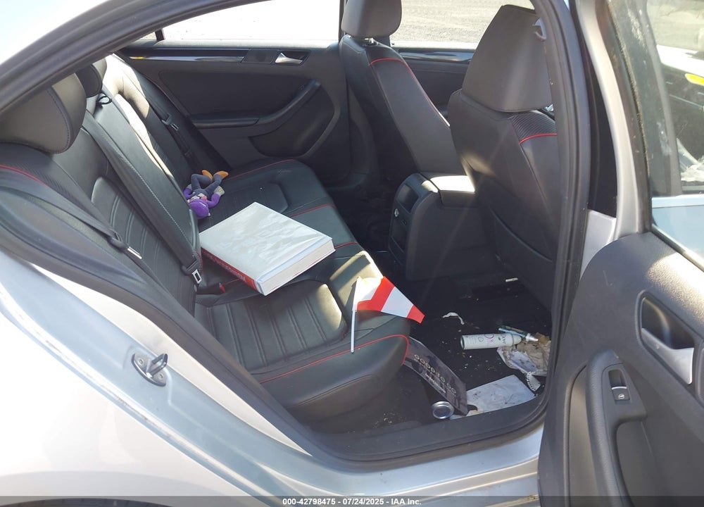 2014 VOLKSWAGEN JETTA VIN: 3VW4T7AJ8EM258972