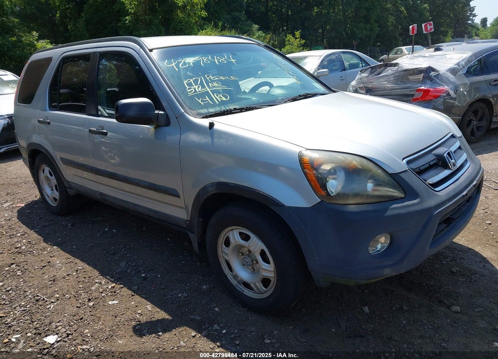 2005 HONDA CR-V LX VIN: SHSRD68595U301933