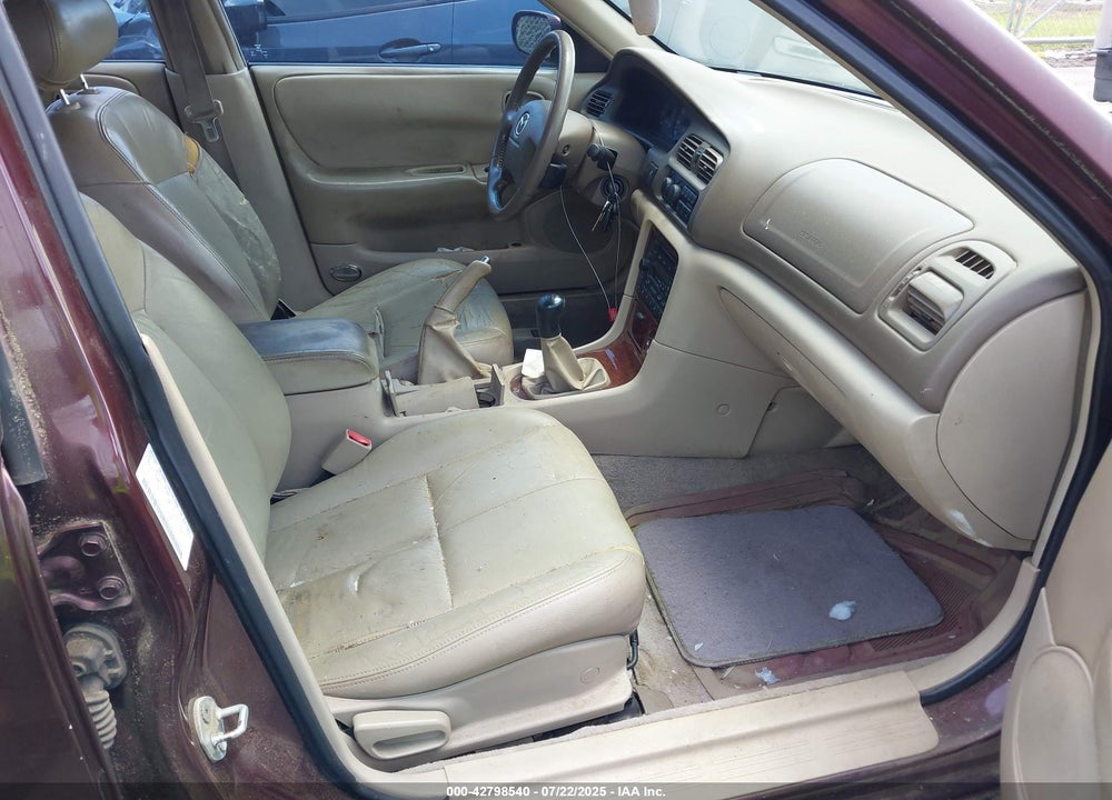 2000 MAZDA 626 VIN: 1YVGF22D6Y5129992