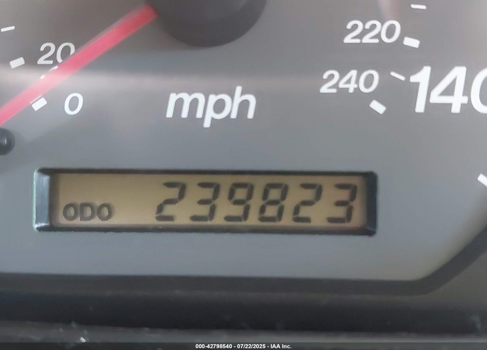 2000 MAZDA 626 VIN: 1YVGF22D6Y5129992