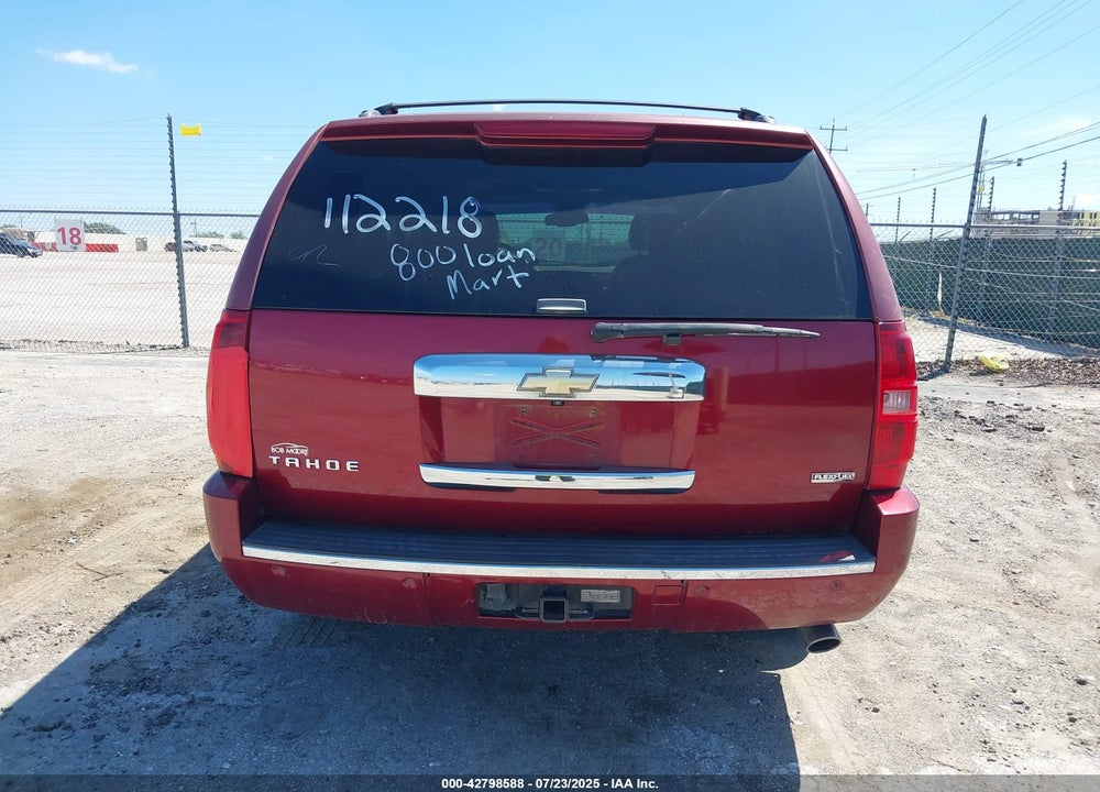 2009 CHEVROLET TAHOE VIN: 1GNFC33249R112218