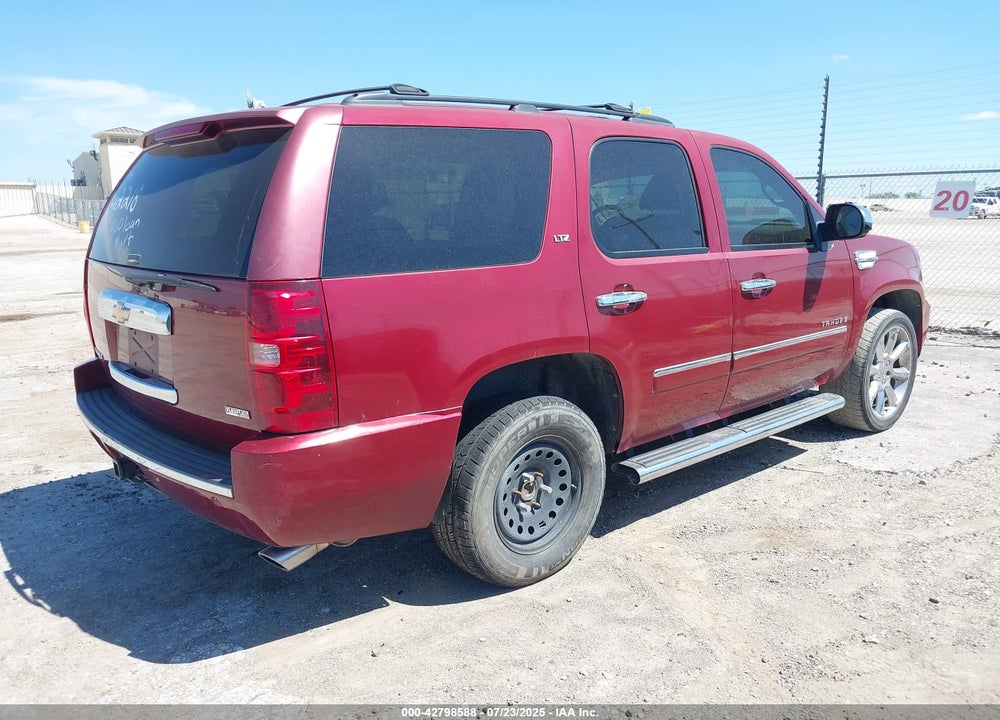 2009 CHEVROLET TAHOE VIN: 1GNFC33249R112218