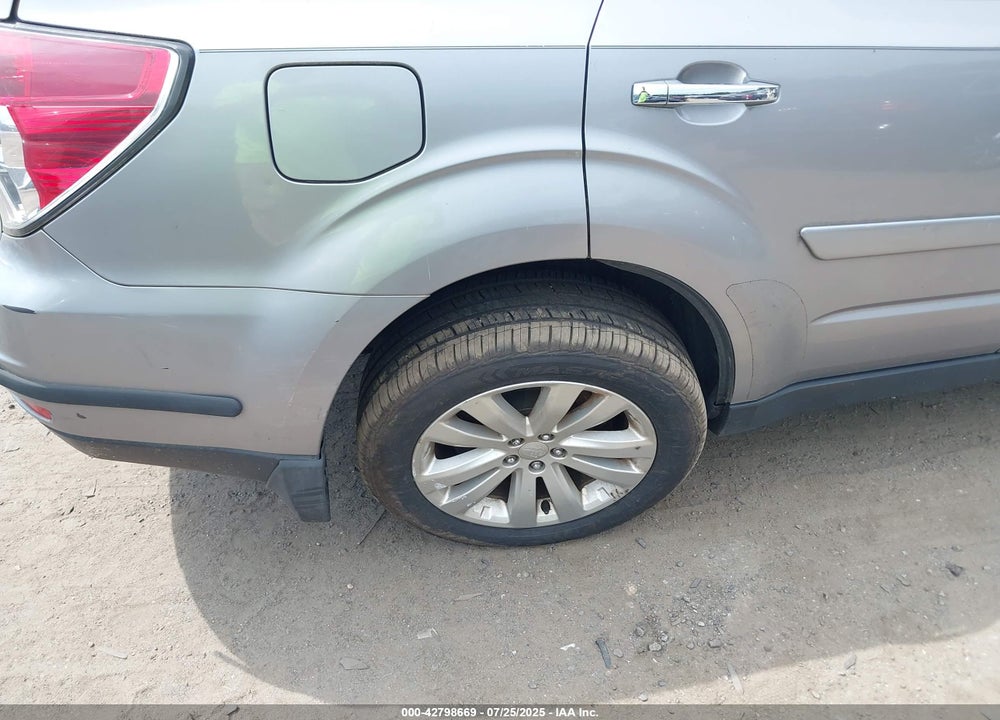 2011 SUBARU FORESTER VIN: JF2SHADC1BG753804
