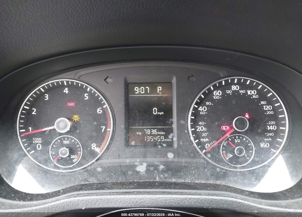 2014 VOLKSWAGEN PASSAT VIN: 1VWAP7A32EC027298