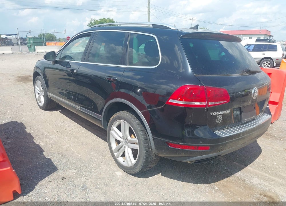 2012 VOLKSWAGEN TOUAREG VIN: WVGFF9BP7CD002487