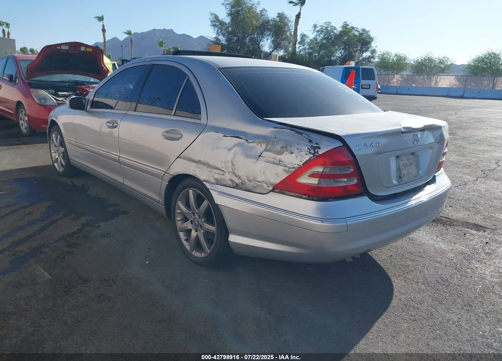 2003 MERCEDES-BENZ C 240 VIN: WDBRF61J63A456890