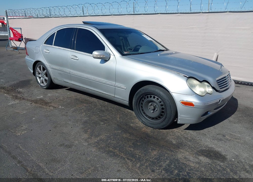 2003 MERCEDES-BENZ C 240 VIN: WDBRF61J63A456890