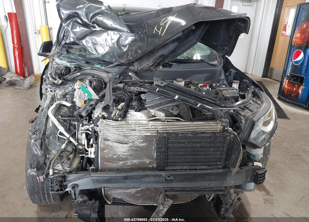 2019 CHEVROLET EQUINOX VIN: 2GNAXVEX5K6185148