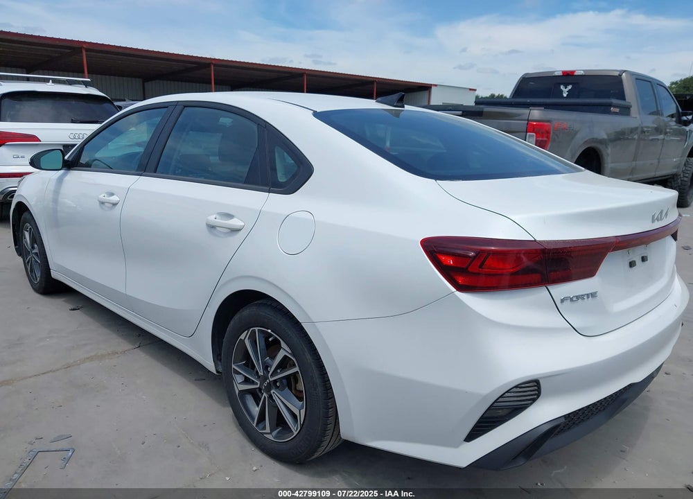 2024 KIA FORTE VIN: 3KPF24AD7RE756460