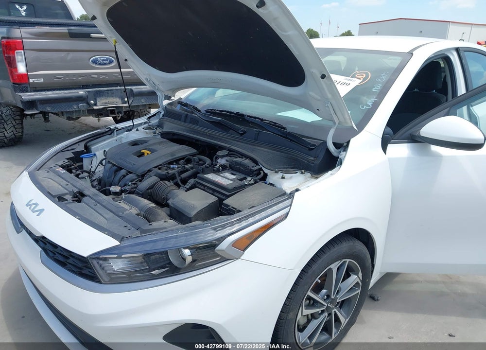 2024 KIA FORTE VIN: 3KPF24AD7RE756460