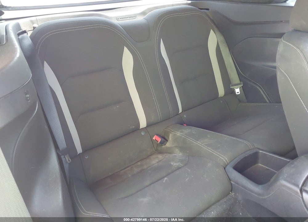 2019 CHEVROLET CAMARO VIN: 1G1FB3DX9K0140041