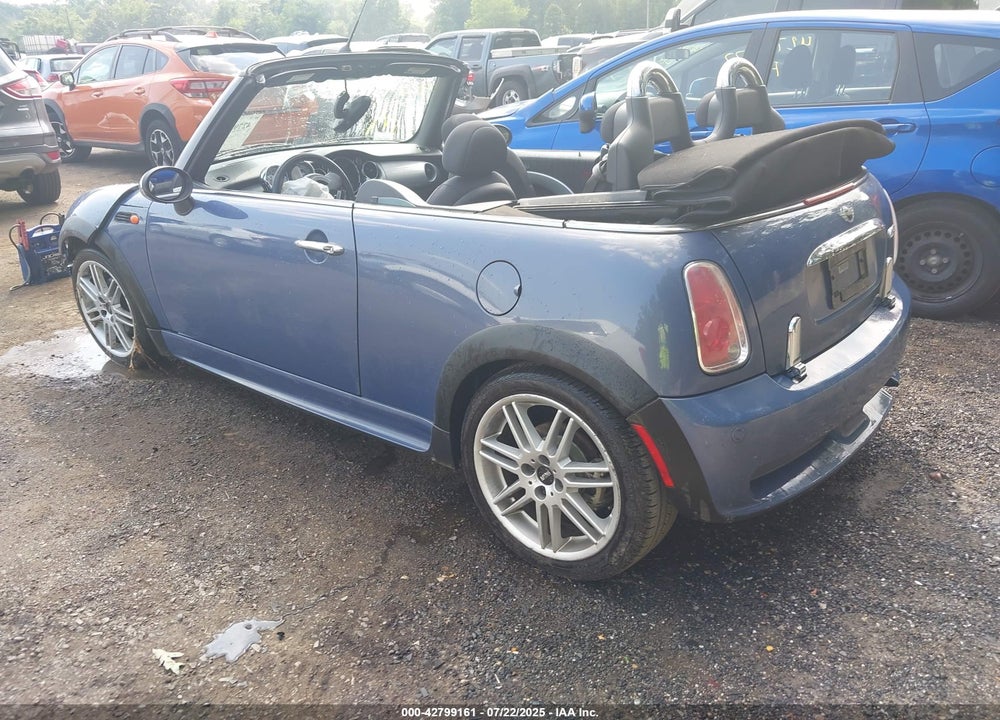 2006 MINI COOPER VIN: WMWRF33526TF63752