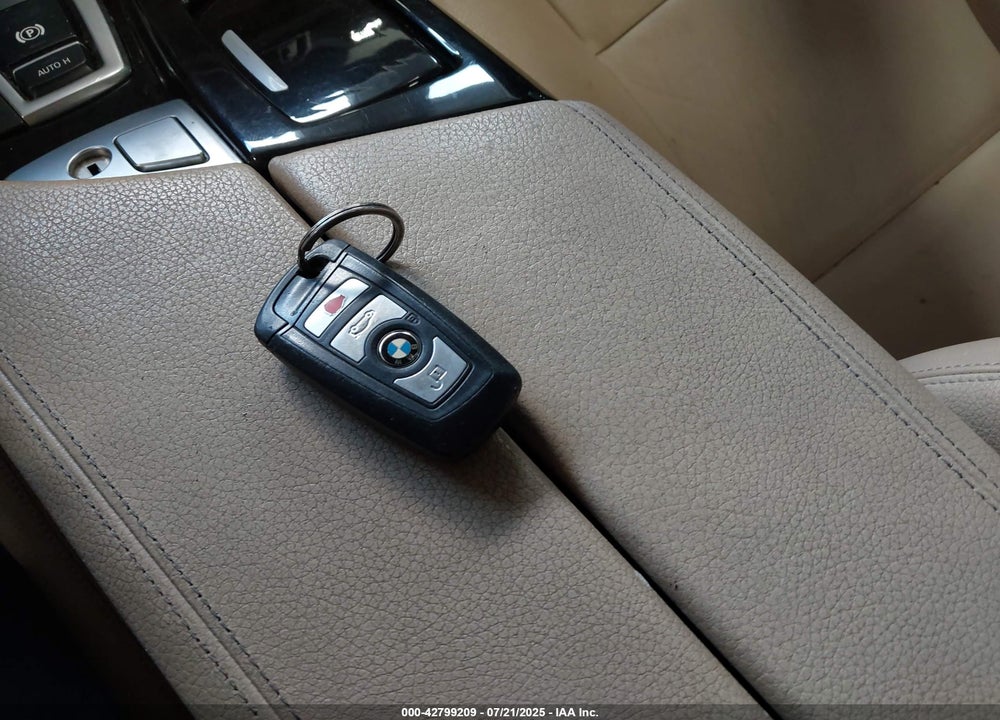 2014 BMW 5 SERIES VIN: WBA5B3C51ED536557
