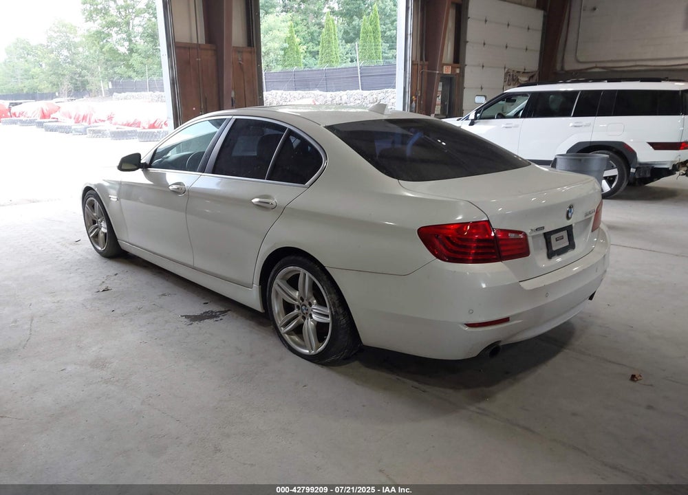 2014 BMW 5 SERIES VIN: WBA5B3C51ED536557