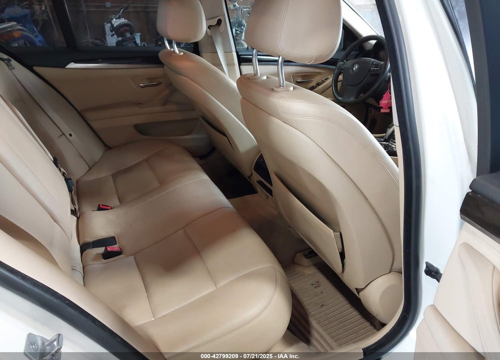 2014 BMW 5 SERIES VIN: WBA5B3C51ED536557