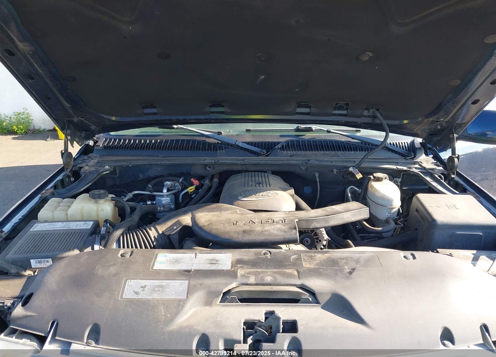 2004 CHEVROLET SUBURBAN 1500 LT VIN: 1GNFK16Z64J215342