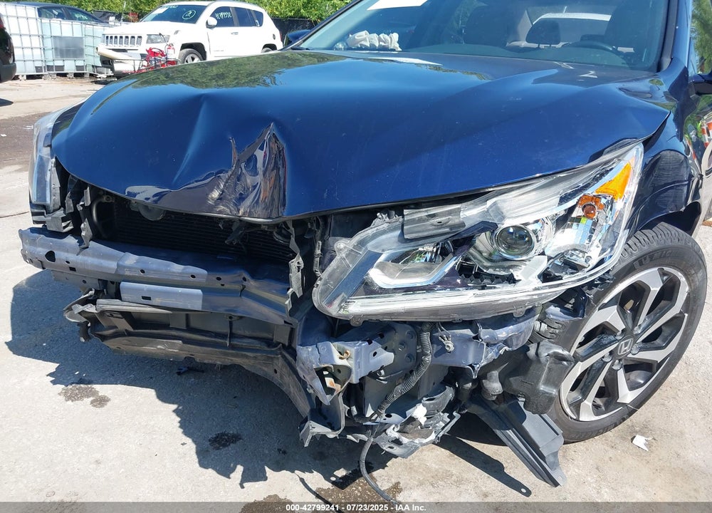 2017 HONDA ACCORD VIN: 1HGCR2F83HA101617