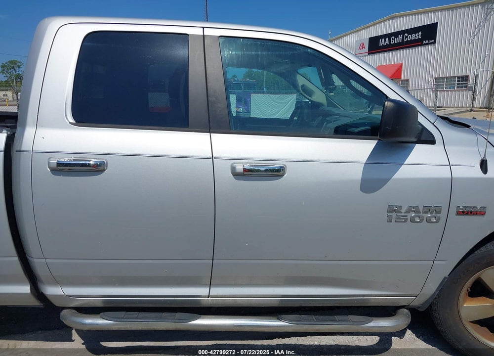 2015 RAM 1500 VIN: 1C6RR6GT4FS709017