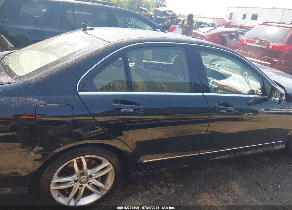 2014 MERCEDES-BENZ C CLASS VIN: WDDGF8AB6ER304129