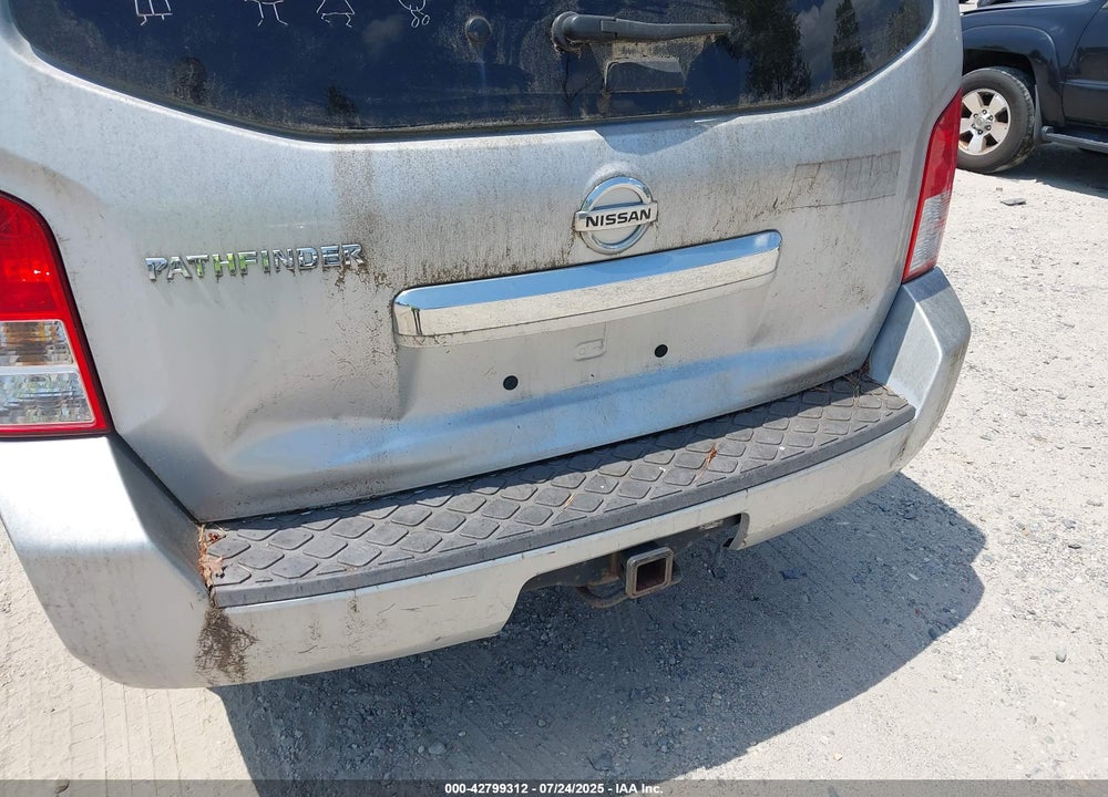 2011 NISSAN PATHFINDER VIN: 5N1AR1NB4BC622561