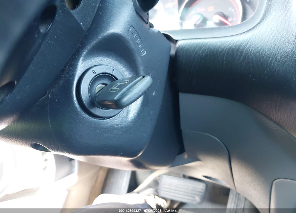 2003 HONDA CIVIC EX VIN: 2HGES26873H599103