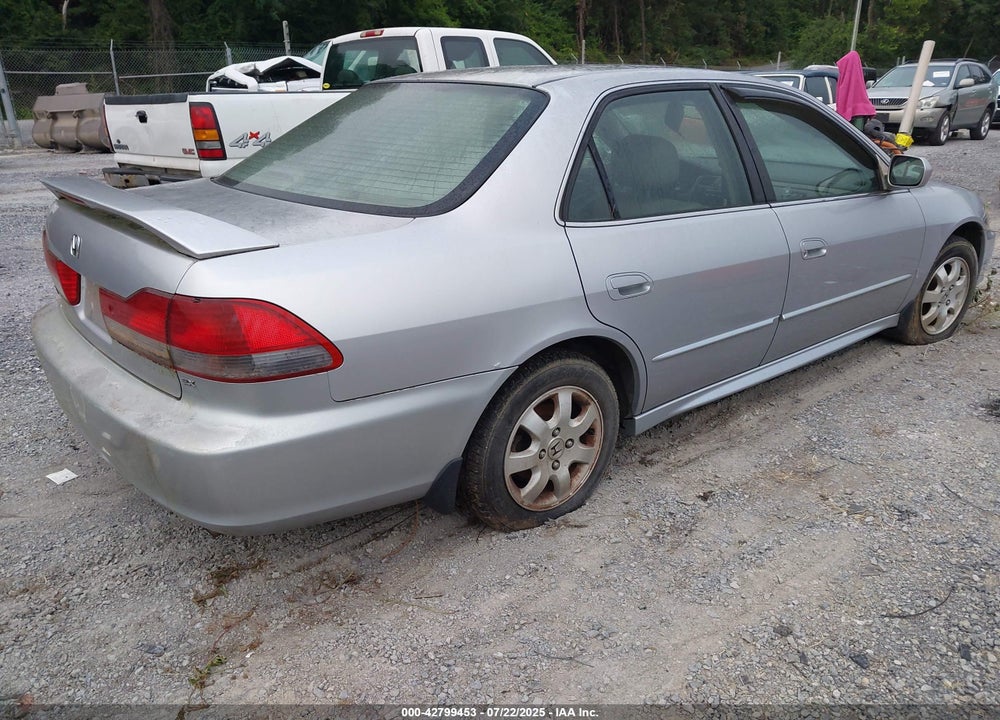2001 HONDA ACCORD EX VIN: JHMCG66841CO18539