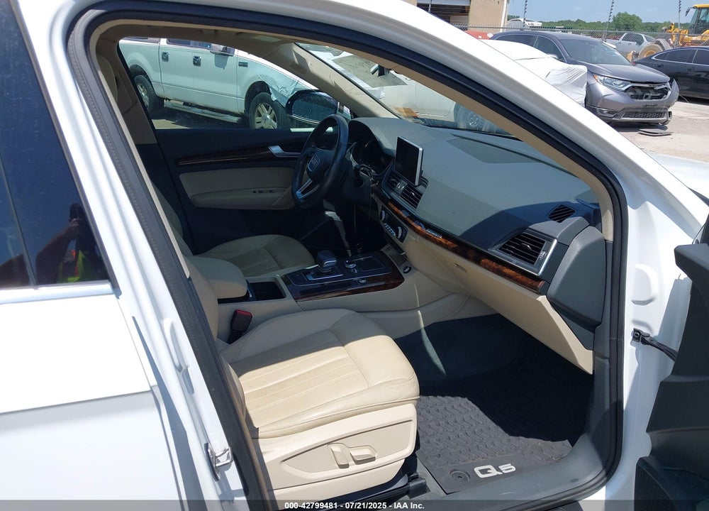 2018 AUDI Q5 VIN: WA1BNAFY9J2135748
