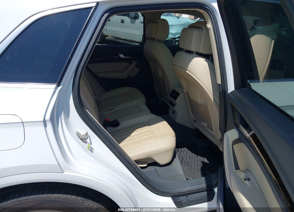 2018 AUDI Q5 VIN: WA1BNAFY9J2135748