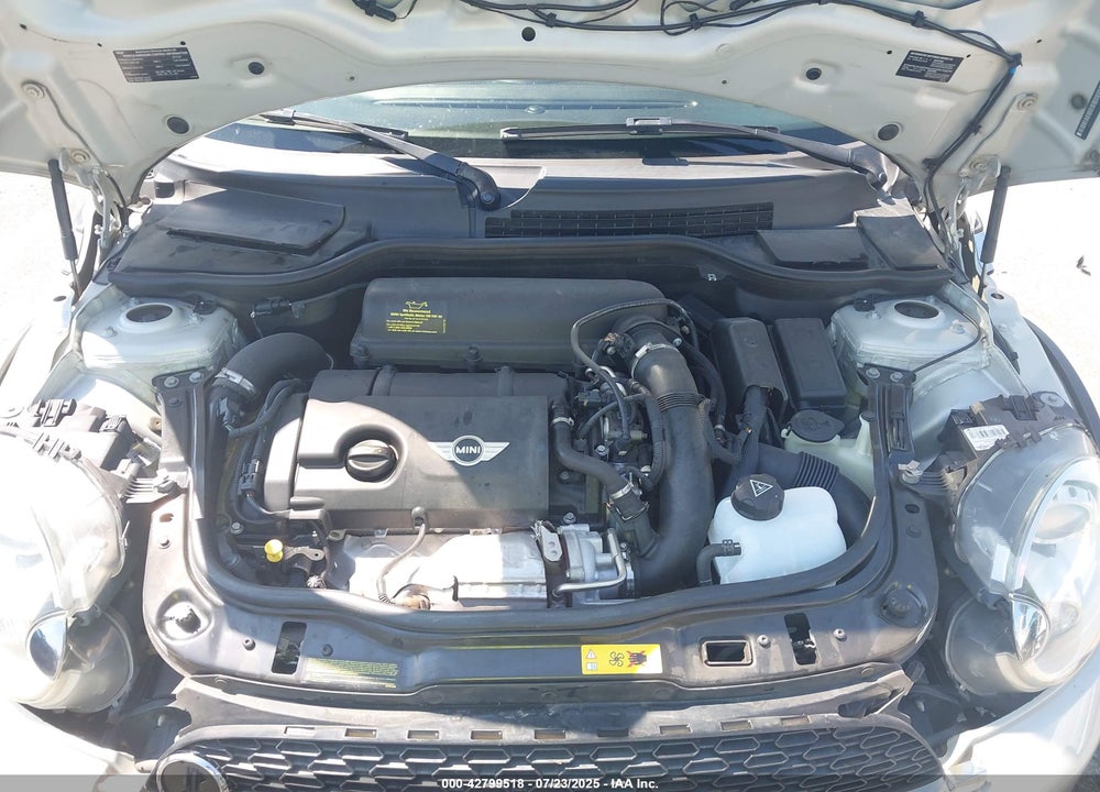 2014 MINI CONVERTIBLE VIN: WMWZP3C58ET298621