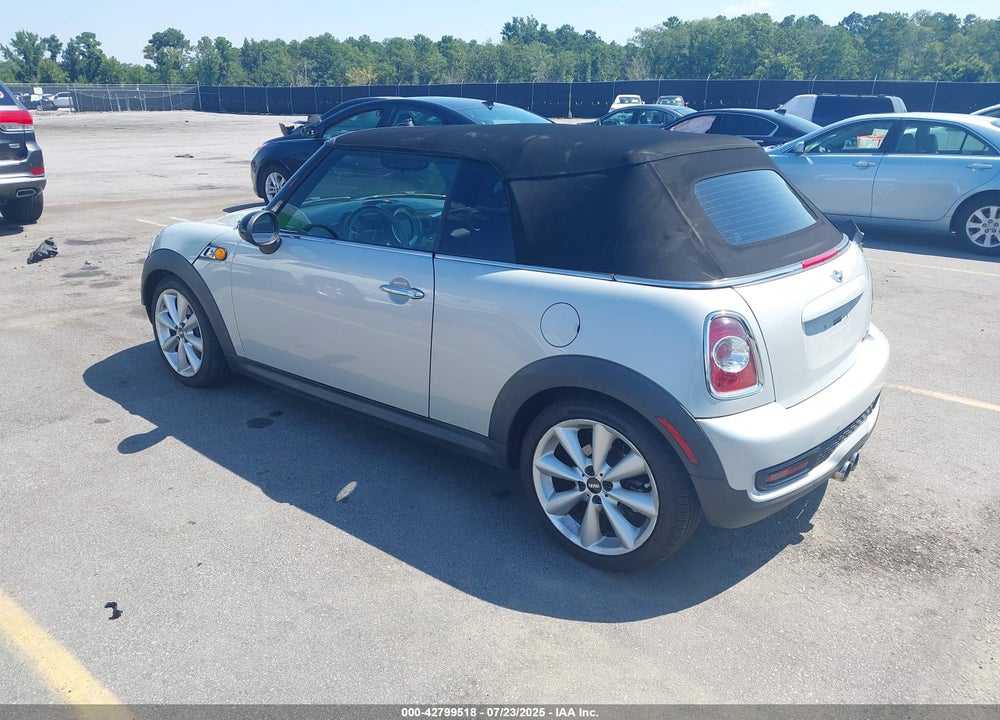 2014 MINI CONVERTIBLE VIN: WMWZP3C58ET298621