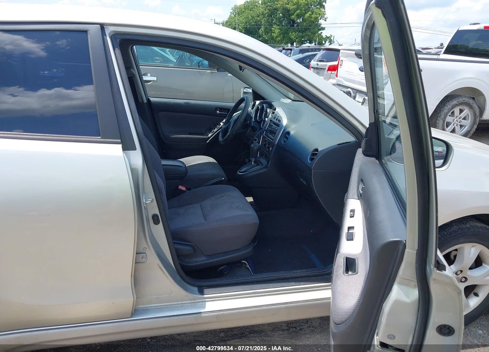 2004 TOYOTA MATRIX/XR VIN: 2T1KR32E44C208774