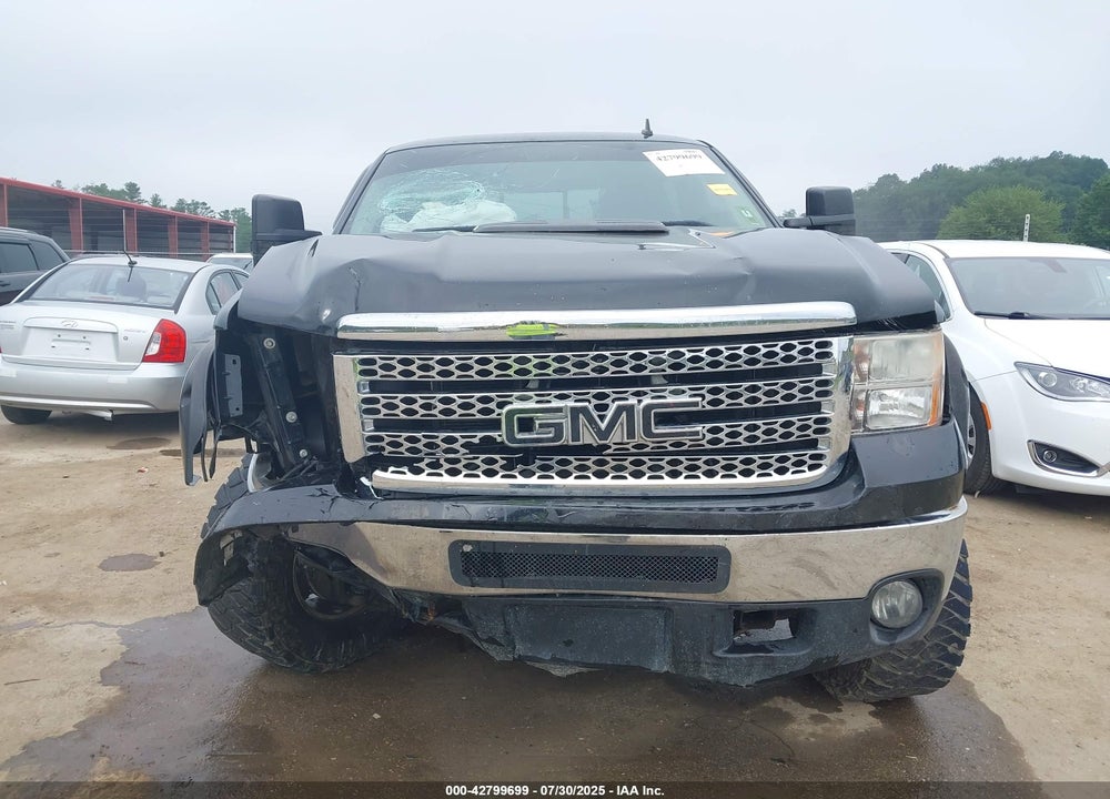 2011 GMC SIERRA VIN: 1GT120EG1BF113671