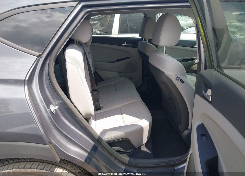 2019 HYUNDAI TUCSON VIN: KM8J3CAL5KU993671