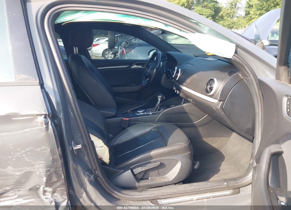 2017 AUDI A3 VIN: WAUB8GFF2H1025118