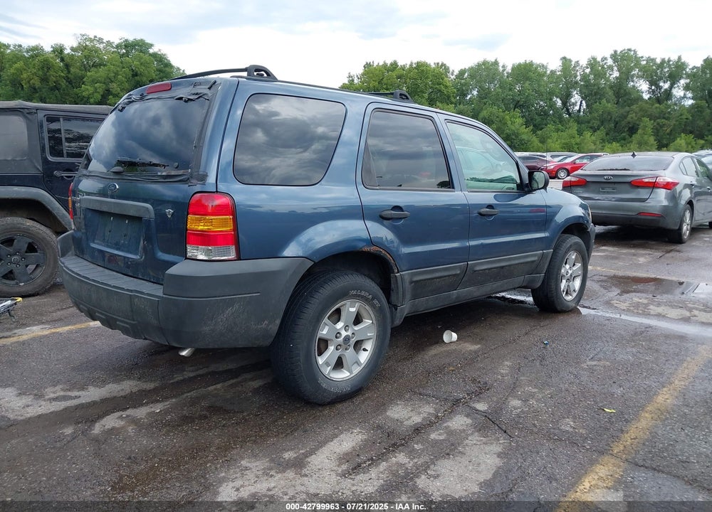 2005 FORD ESCAPE XLT VIN: 1FMYU03165KD74390