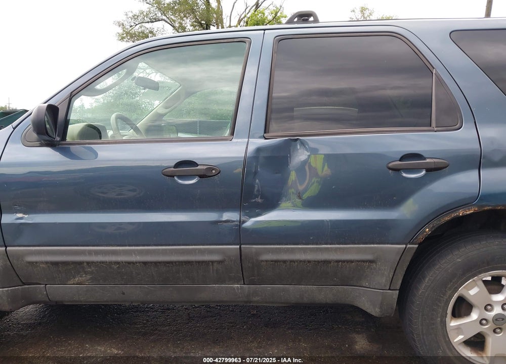 2005 FORD ESCAPE XLT VIN: 1FMYU03165KD74390