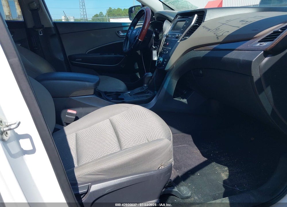 2018 HYUNDAI SANTA FE VIN: 5NMZT3LB9JH064522