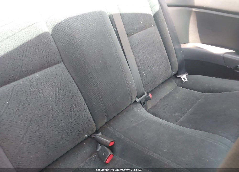 2004 HONDA CIVIC LX VIN: 1HGEM22544L049125