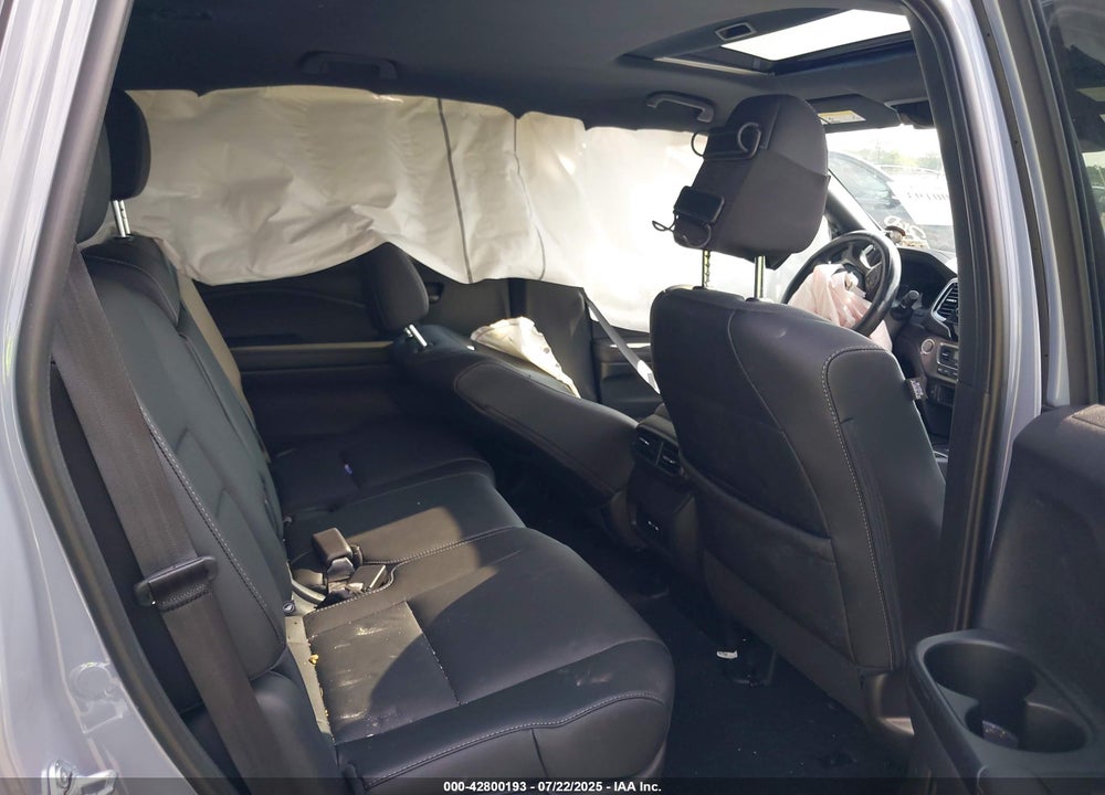 2025 HONDA PASSPORT AWD EX-L VIN: 5FNYF8H54SB009658