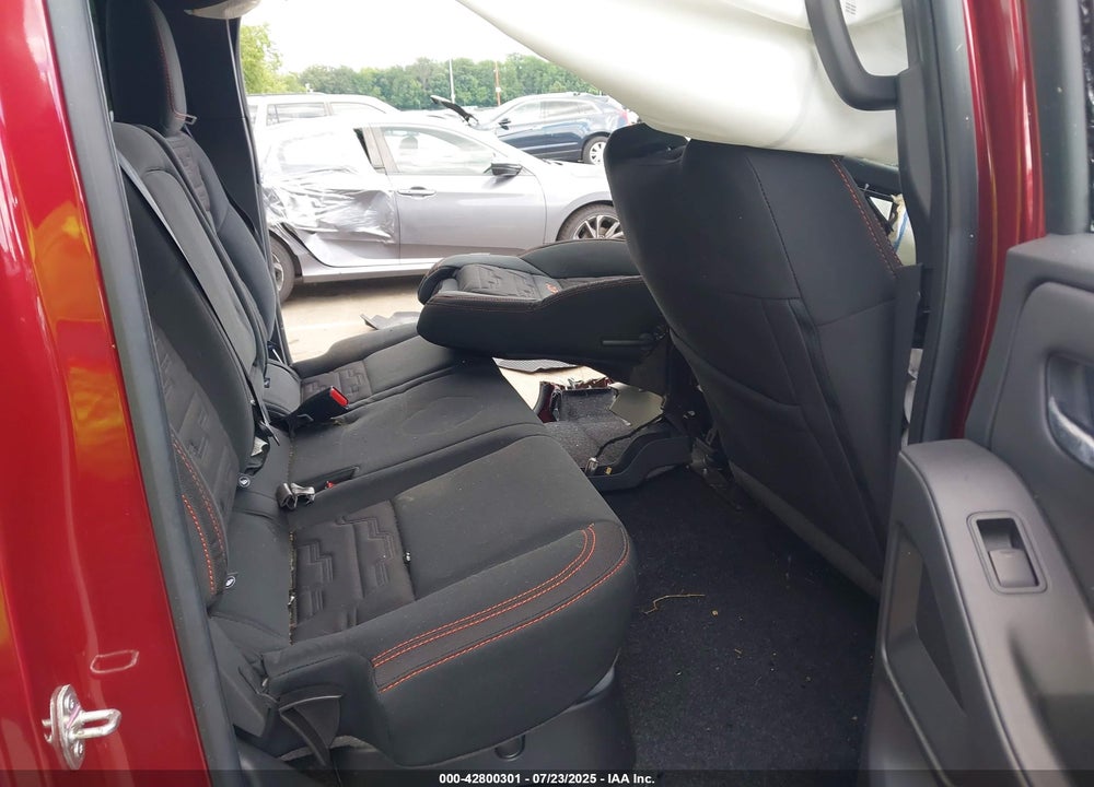 2024 NISSAN FRONTIER PRO-4X 4X4 VIN: 1N6ED1EK1RN663617