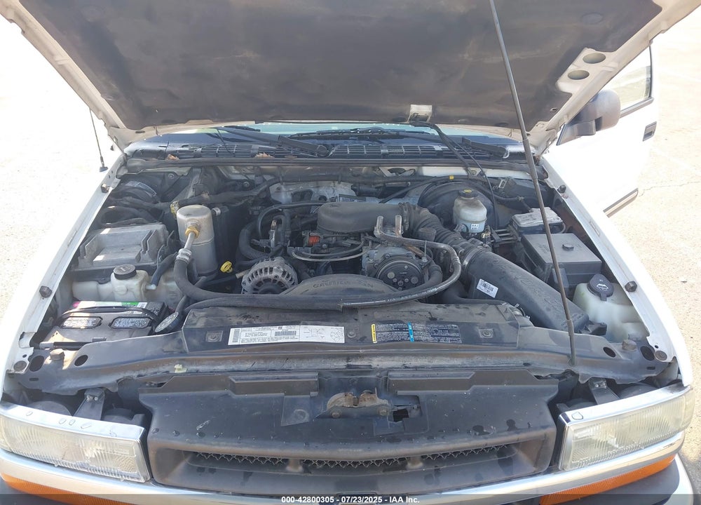 2003 CHEVROLET S-10 LS VIN: 1GCCS14X238272723