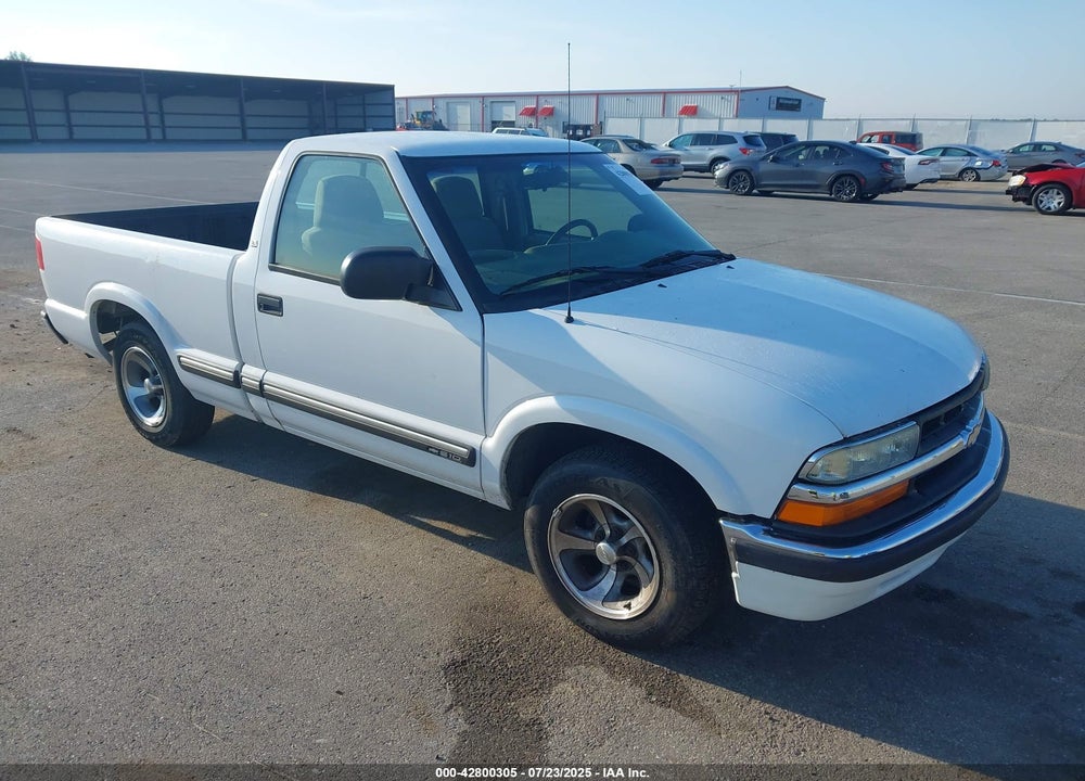 2003 CHEVROLET S-10 LS VIN: 1GCCS14X238272723