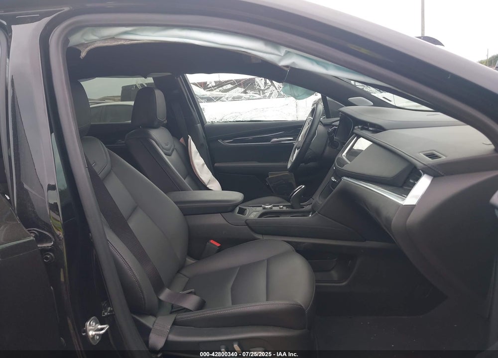 2025 CADILLAC XT5 VIN: 1GYKNDRSXSZ120516