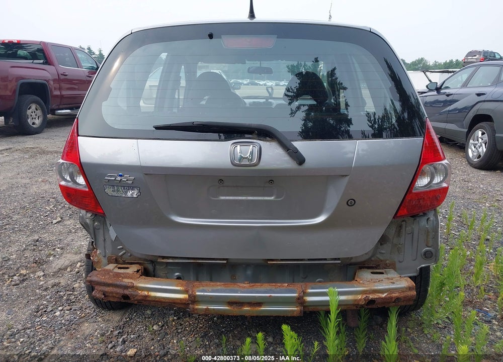 2007 HONDA FIT VIN: JHMGD38497S063042